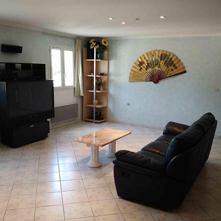 Pied A Terre Marseille 11° Apartment Luaran gambar