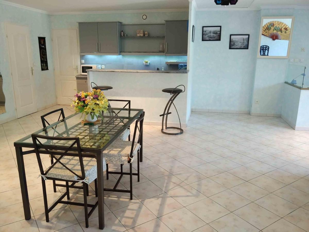 Pied A Terre Marseille 11° Apartment Luaran gambar
